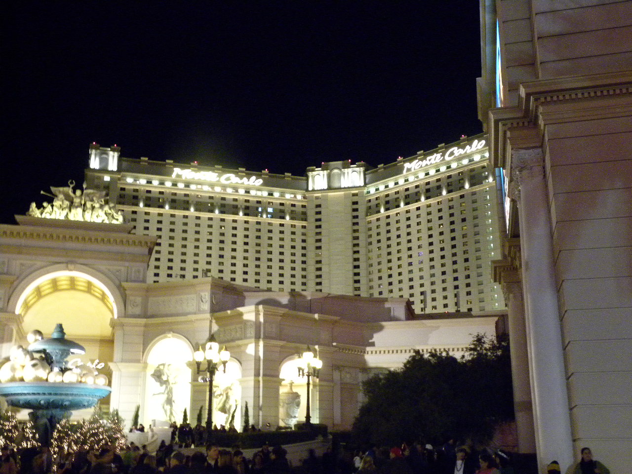 Monte Carlo Hotel